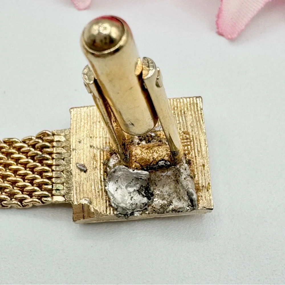 Vintage SWANK Red Rhinestone Gold Tone Mesh Wraparound Cufflinks Flawed See Pics